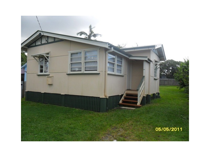 30 Hardiman Street, Woody Point QLD 4019