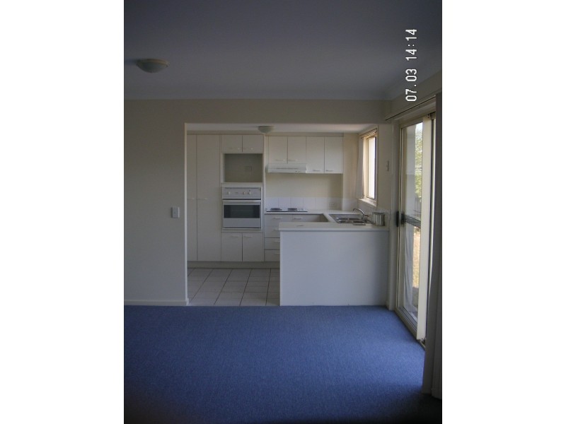 8/3 Arundel Drive,, Arundel QLD 4214