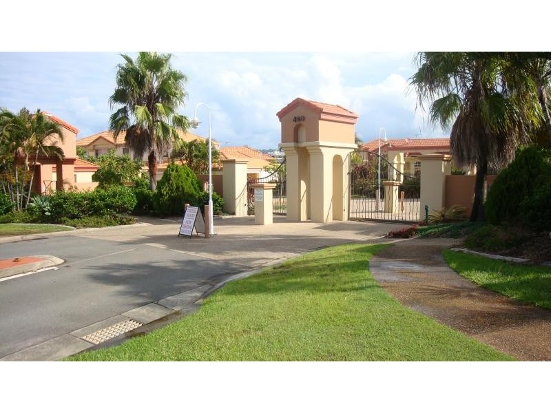 25/480 Christine Avenue, Robina QLD 4226