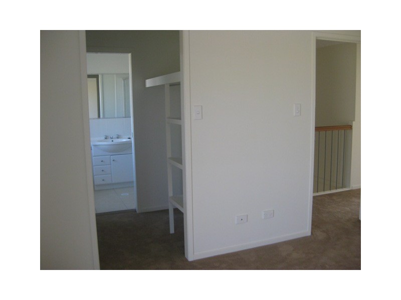 Pacific Pines QLD 4211