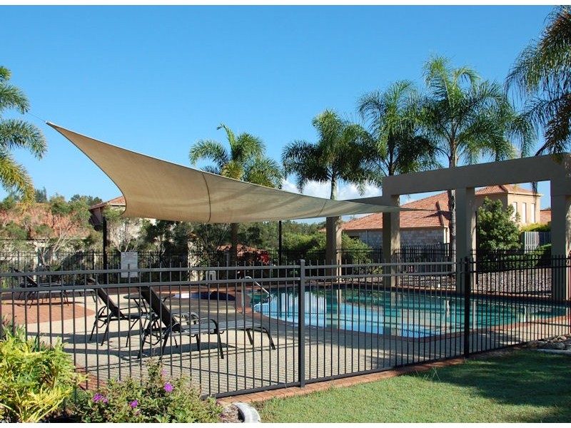 23/24 Amsonia Court,, Arundel QLD 4214