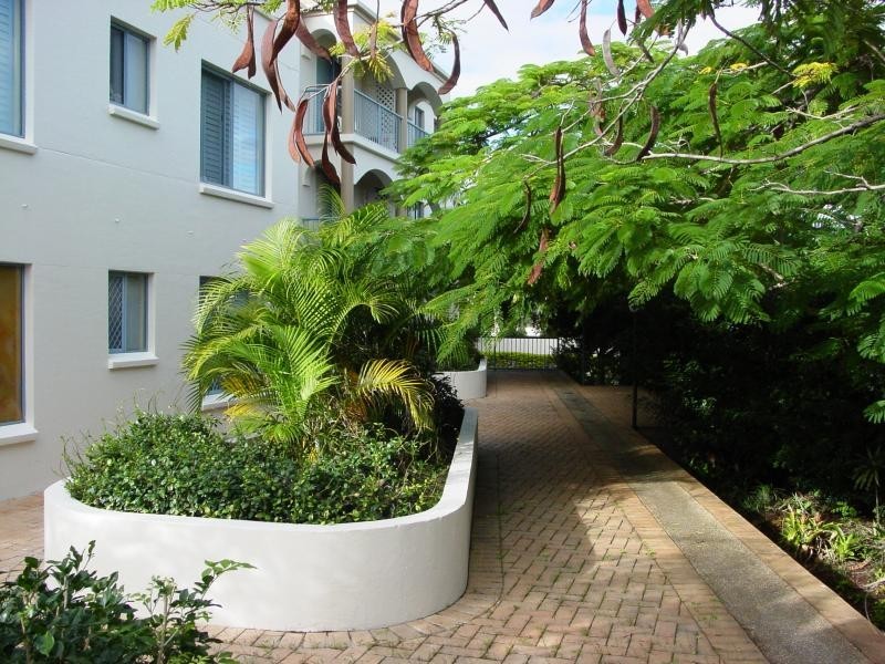 3/103 – 105 Frank Street, Labrador QLD 4215