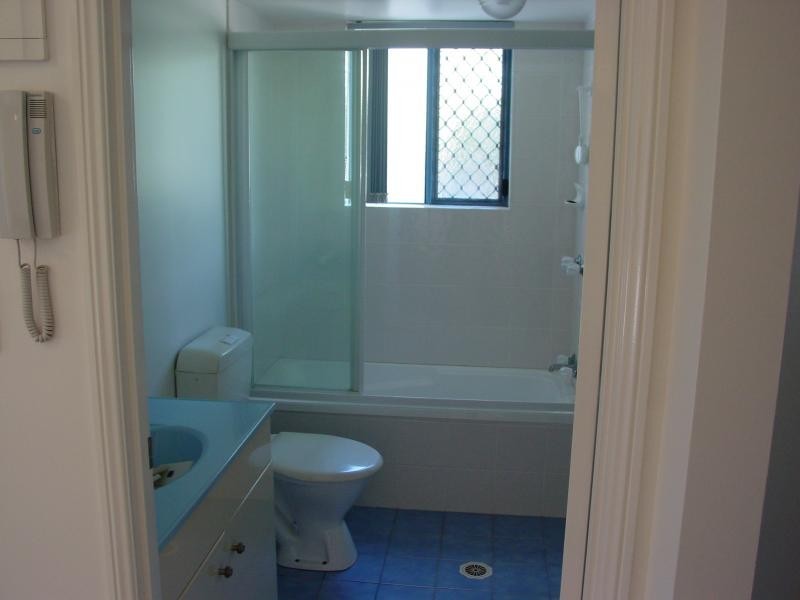 3/103 – 105 Frank Street, Labrador QLD 4215