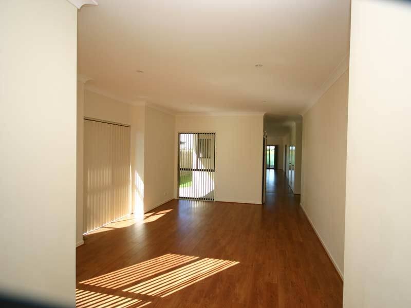 92/19 Santa Barbara Road, Hope Island QLD 4212