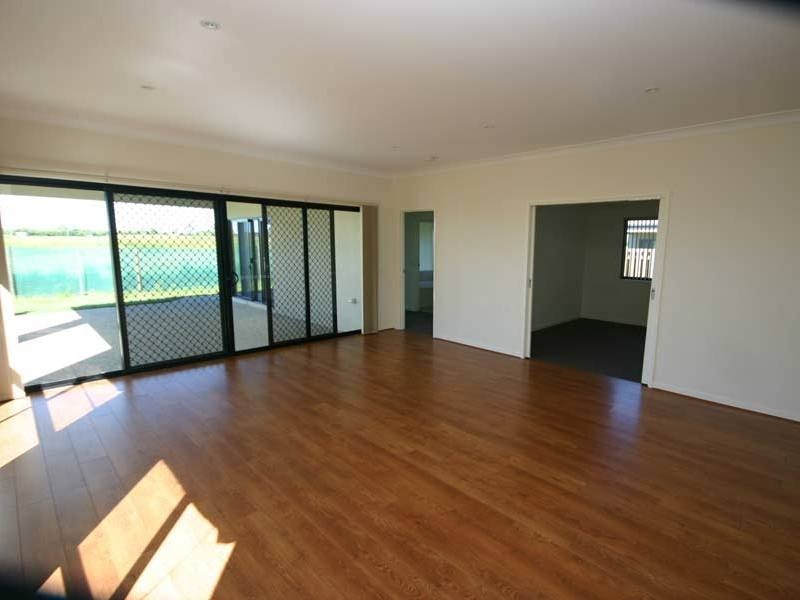 92/19 Santa Barbara Road, Hope Island QLD 4212