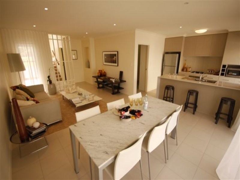 2 Inland Dr,, Tugun QLD 4224