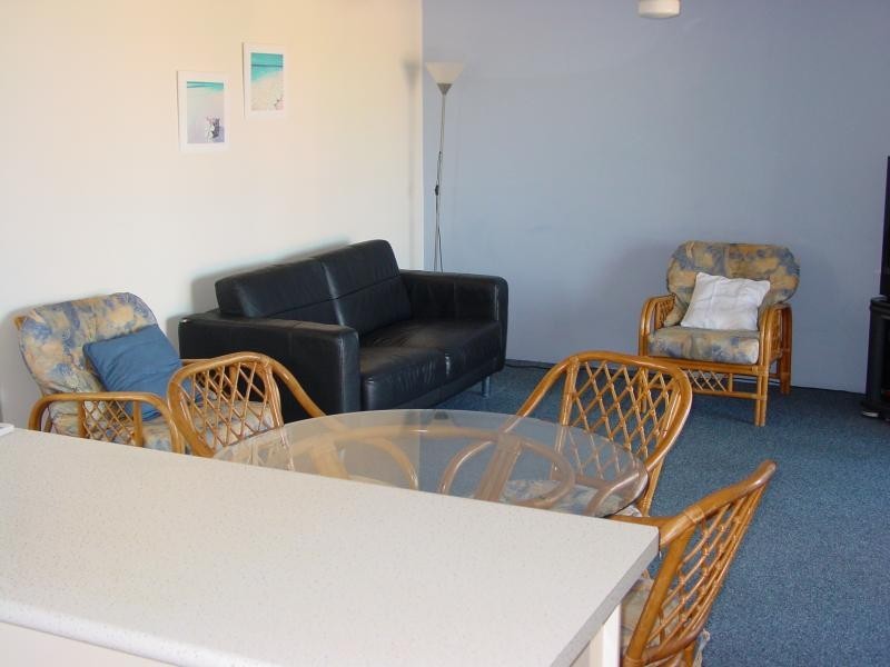 14/103 – 105 Frank Street, Labrador QLD 4215