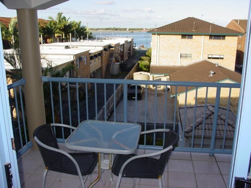 14/103 – 105 Frank Street, Labrador QLD 4215