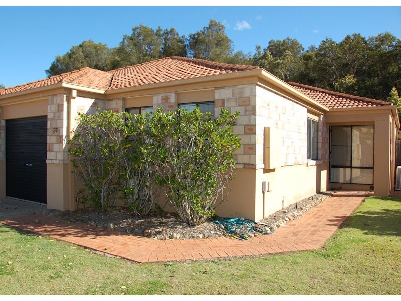 38/24 Amsonia Court,, Arundel QLD 4214