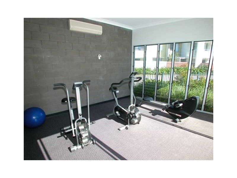 53/2 Campbell St, Toowong QLD 4066