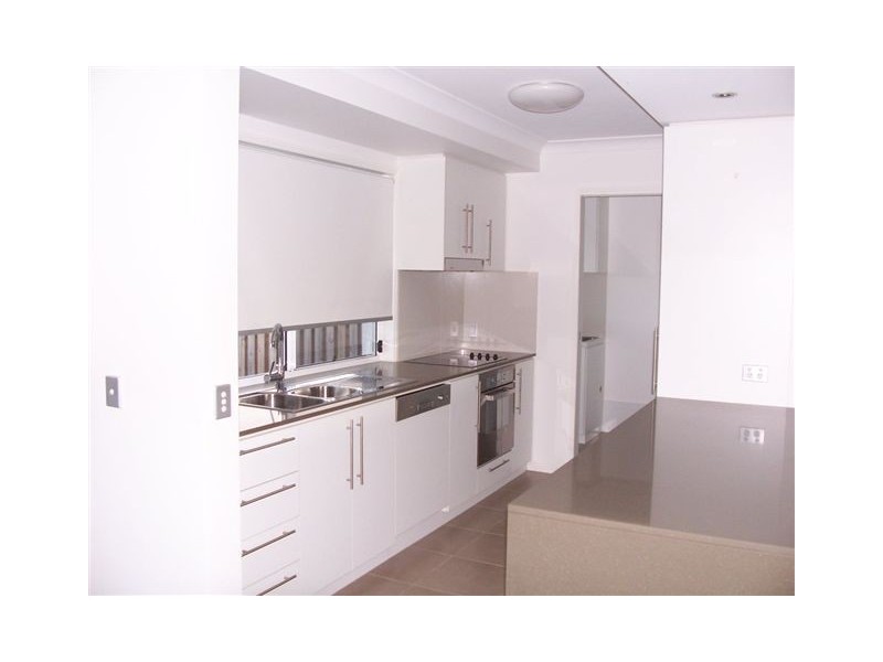 7/110 Tours Way, Burleigh Waters QLD 4220