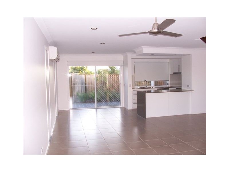 7/110 Tours Way, Burleigh Waters QLD 4220