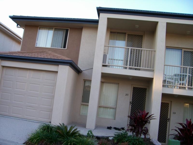 20/2 Johnston Street, Carina QLD 4152