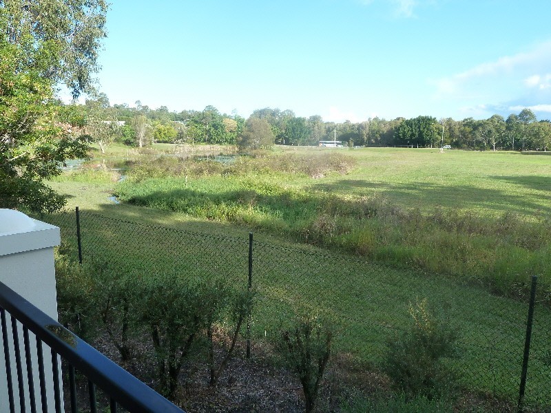 2/22-34 Glenside Drive, Robina QLD 4226