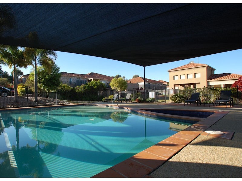 69/24 Amsonia Court,, Arundel QLD 4214