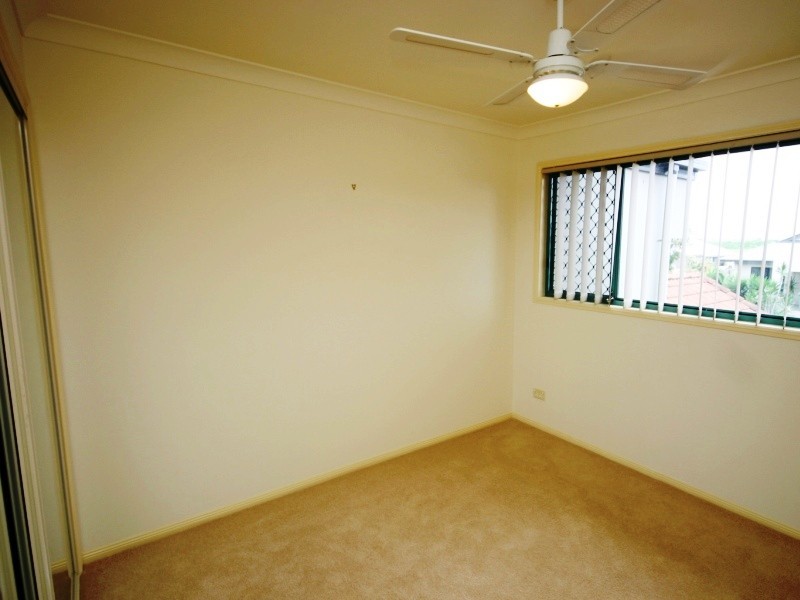 30/19 Santa Barbara Road, Hope Island QLD 4212