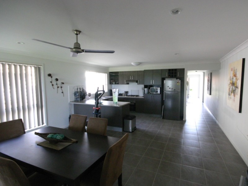 80/19 Santa Barbara Road, Hope Island QLD 4212