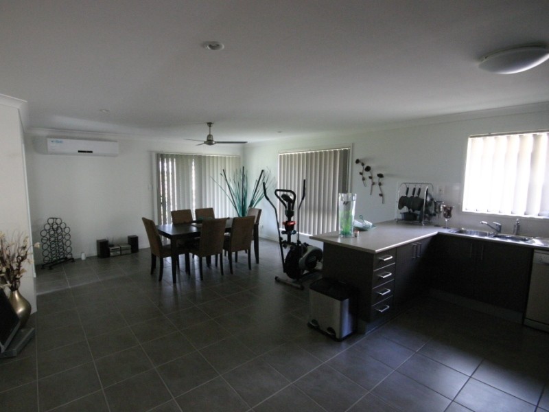 80/19 Santa Barbara Road, Hope Island QLD 4212