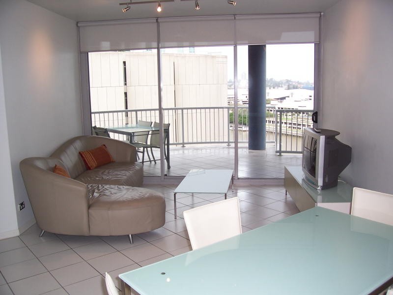 10/30 Tank Street, Brisbane QLD 4000