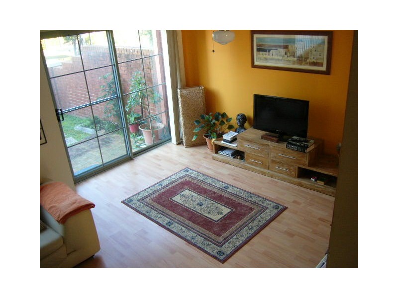 32/18 Tallebudgeraba Creek Rd,, Burleigh Heads QLD 4220