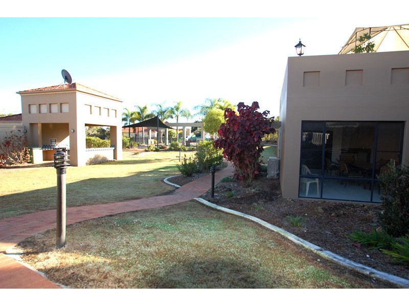 69/24 Amsonia Court,, Arundel QLD 4214