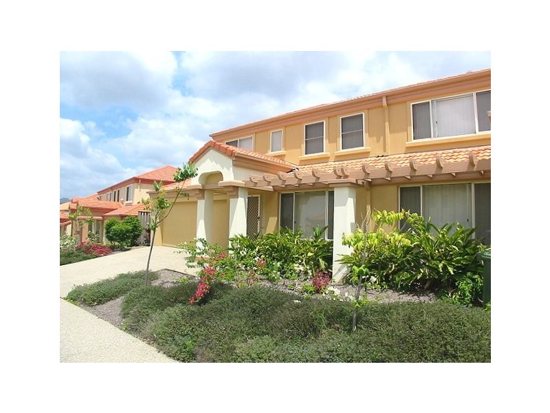 54/480 Christine Avenue, Robina QLD 4226