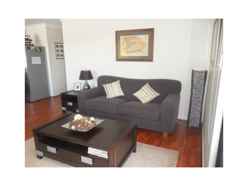 1/1 a Navua Avenue, Aspley QLD 4034