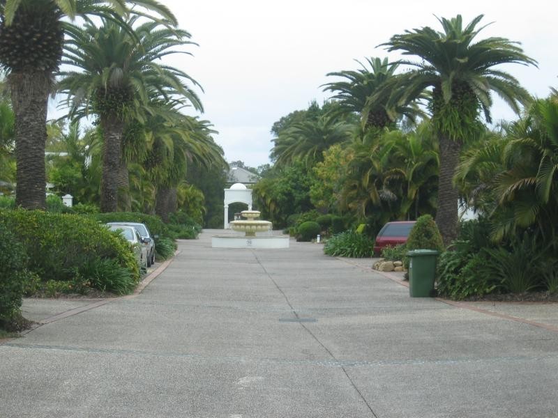 29/100 Cotlew St East, Southport QLD 4215