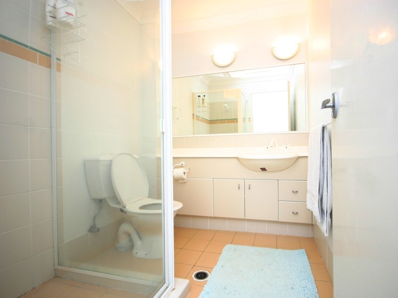 12/19 Santa Barbara Road, Hope Island QLD 4212