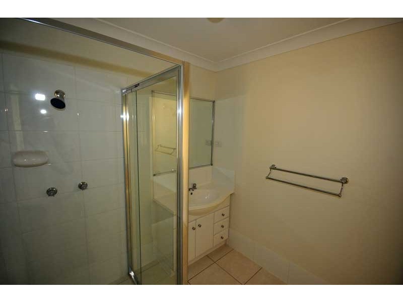 130 Jutland Street, Oxley QLD 4075