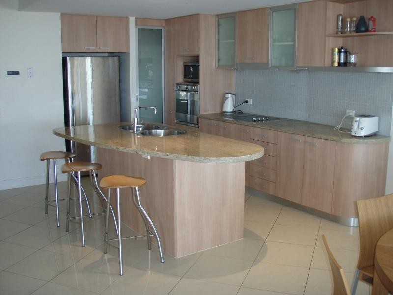 11 Nicklin Way, Minyama QLD 4575