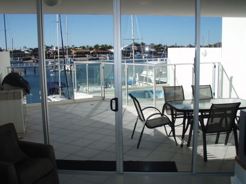 11 Nicklin Way, Minyama QLD 4575