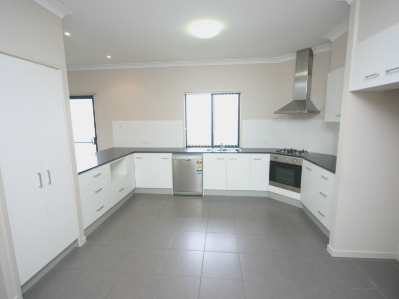 101/19 Santa Barbara Road, Hope Island QLD 4212