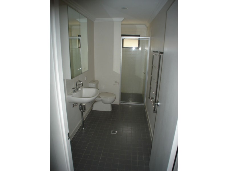 9/45 Bundall Rd, Surfers Paradise QLD 4217