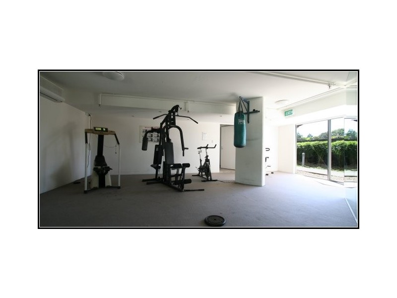 14 Executive Drive, Burleigh Waters QLD 4220