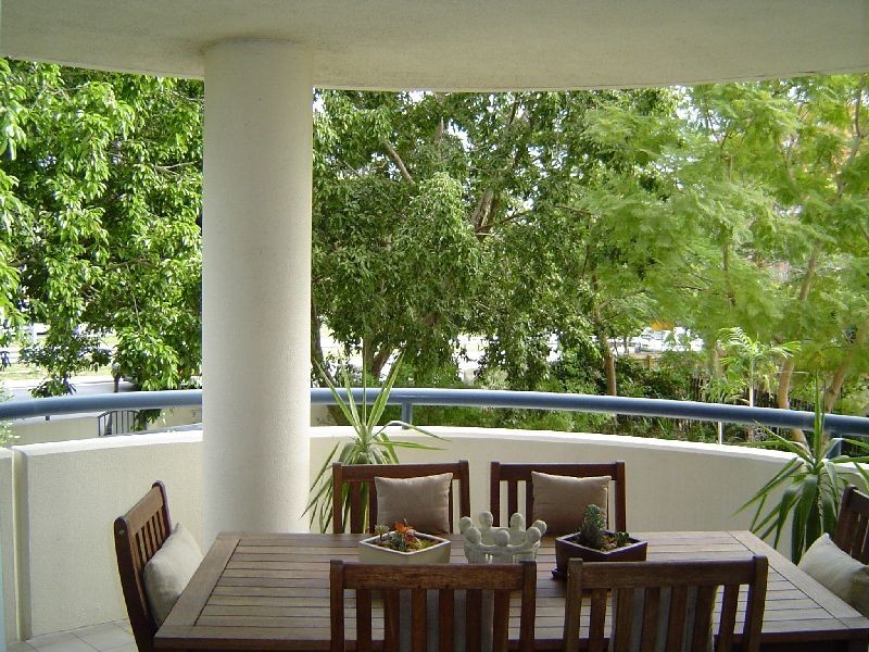 57 Lambert Street, Kangaroo Point QLD 4169