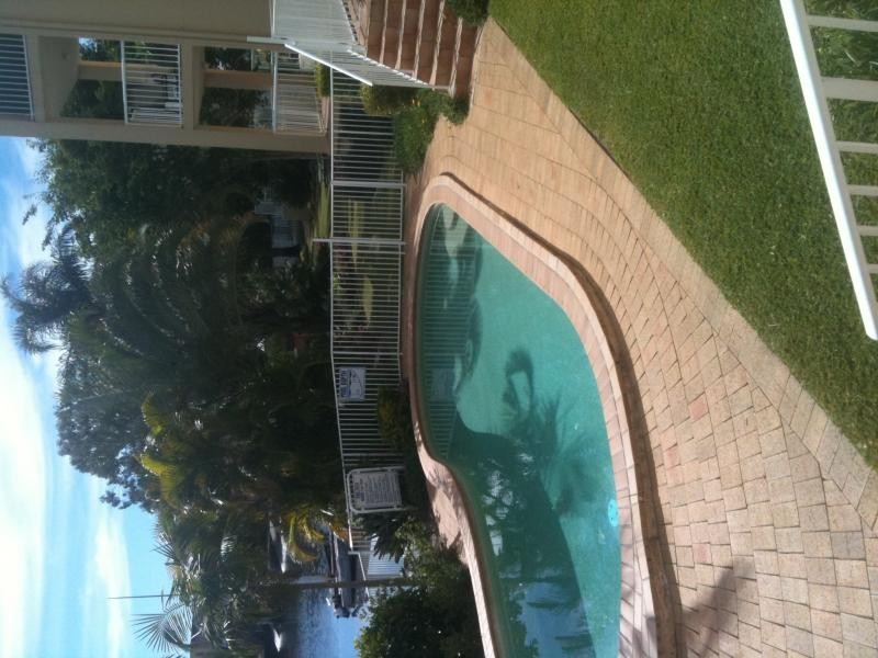 30/11-19 Taylor Street, Biggera Waters QLD 4216