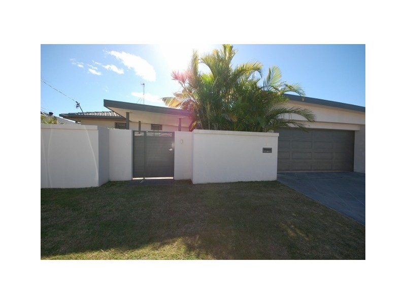 Broadbeach Waters QLD 4218