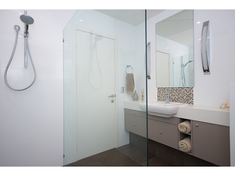 36 Bauer Street, Southport QLD 4215