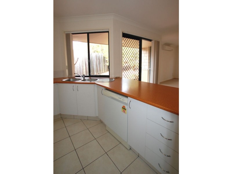 77/24 Amsonia Court,, Arundel QLD 4214