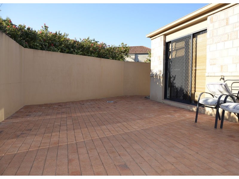 77/24 Amsonia Court,, Arundel QLD 4214