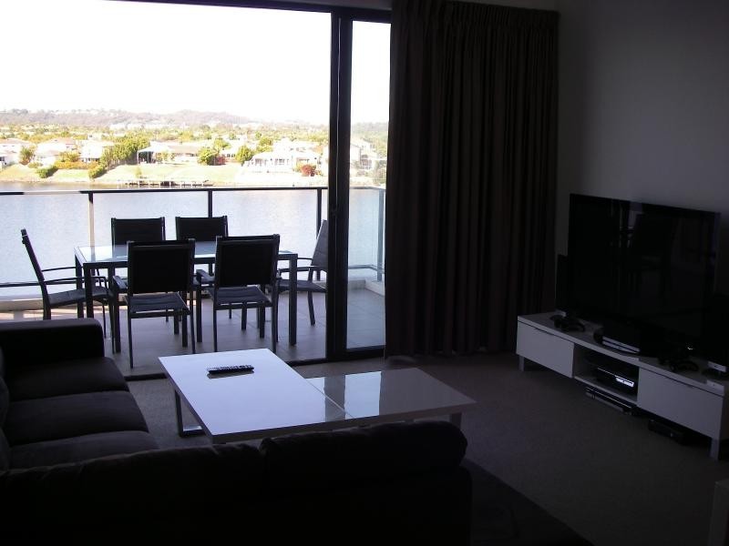 0469/9 Moores Cres, Varsity Lakes QLD 4227