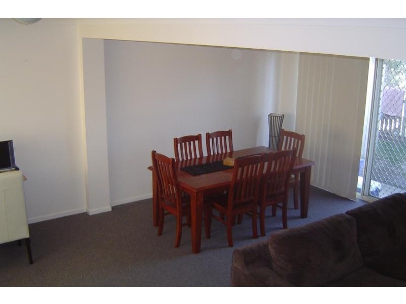 27/3 Arundel Drive,, Arundel QLD 4214