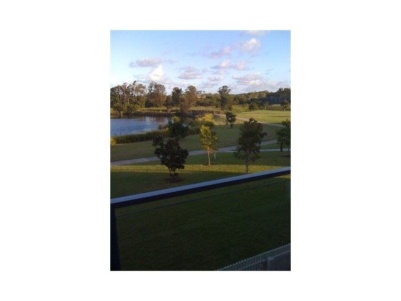 4/2 Inland Dr,, Tugun QLD 4224
