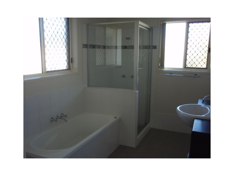 77/150 – 166 Rosehill Drive, Burpengary QLD 4505