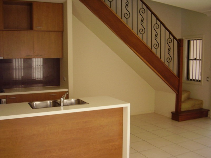 19/7 Elliott St, Surfers Paradise QLD 4217