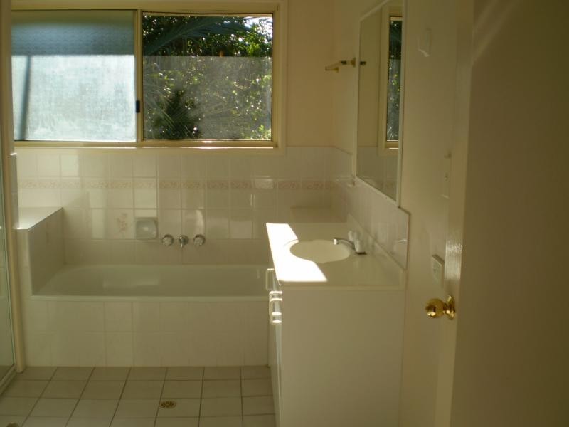 9/7 Oricon Court, Springwood QLD 4127