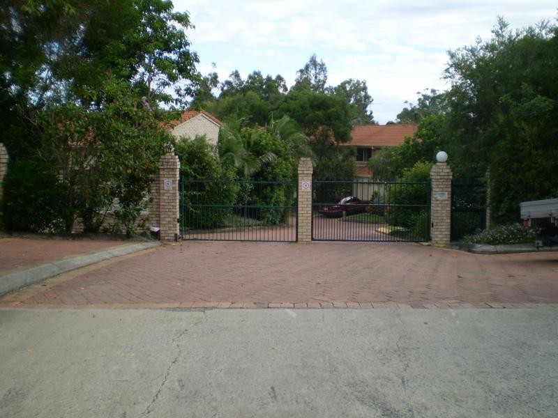 9/7 Oricon Court, Springwood QLD 4127