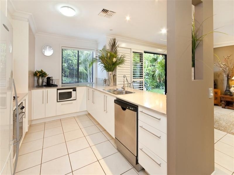 19 The Promenade, Hendra QLD 4011