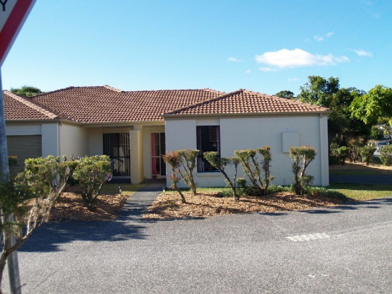 590 Pine Ridge Rd, Coombabah QLD 4216